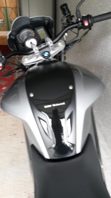 Mopse BMW Tankpad.jpg
