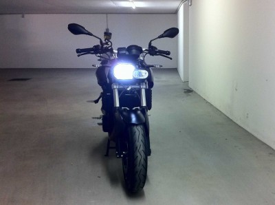 F800R_1xx.jpg