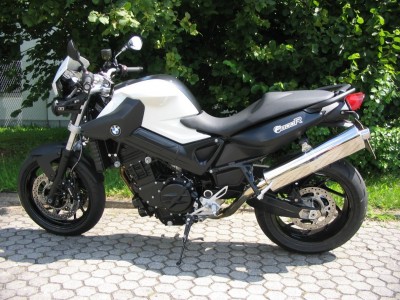 F800R 001.jpg