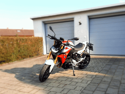 21_F900R_2.gif (239.78 KiB) 5543-mal betrachtet 21_F900R_2.gif