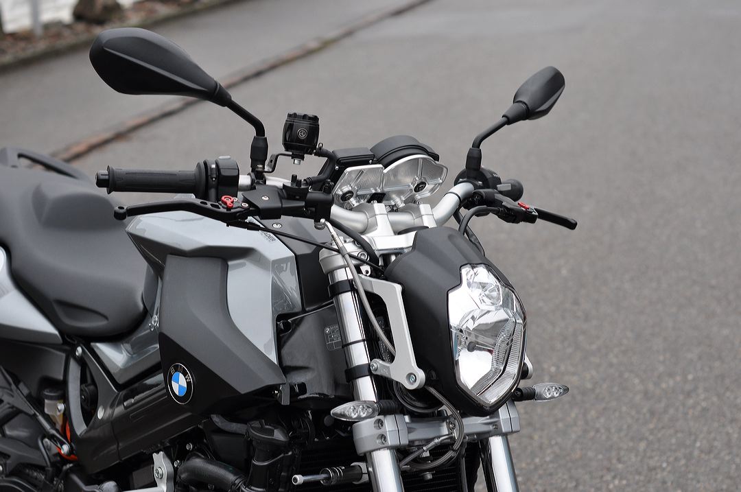 F800R_mit_LSL_Superbike_Lenker.jpg