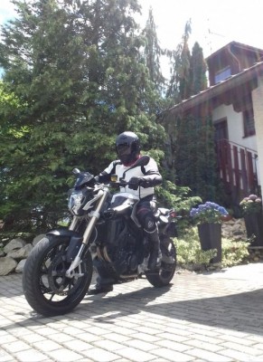 F800R.jpeg
