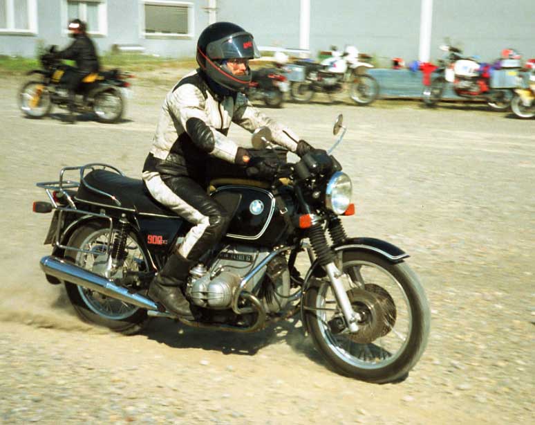 90-BMW-R90-2.jpg
